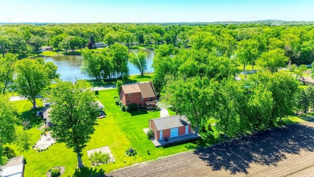 1570 S Sandbar Road, Kankakee, IL 60901