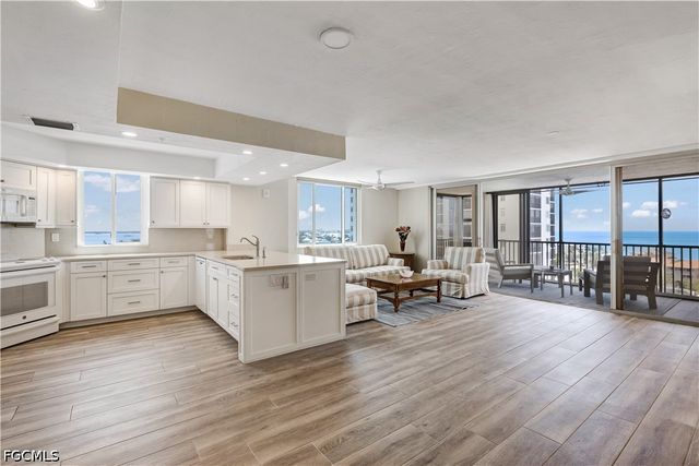 4753 Estero BLVD 1002, Fort Myers Beach, FL 33931
