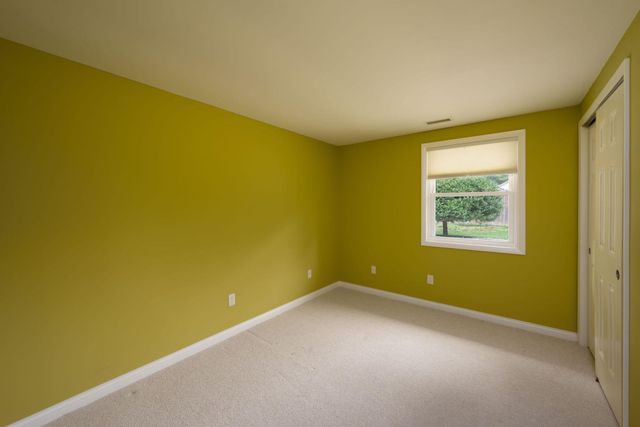 6902 W Hamilton Road, Fort Wayne, IN 46814