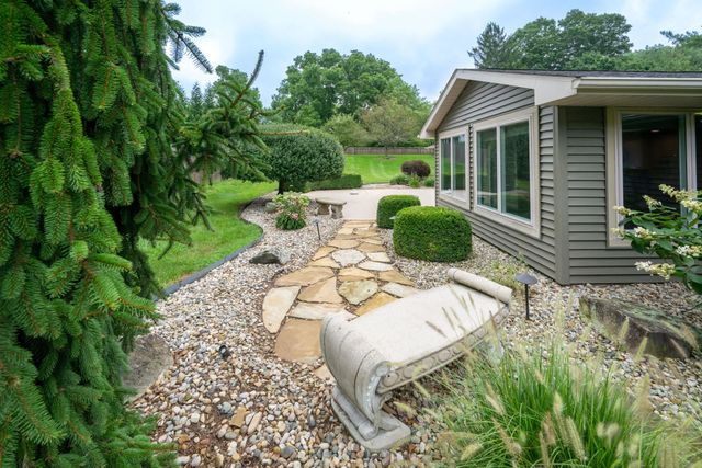6902 W Hamilton Road, Fort Wayne, IN 46814