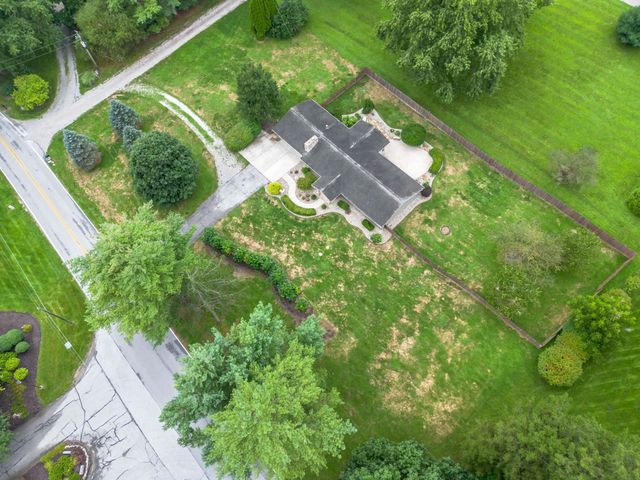 6902 W Hamilton Road, Fort Wayne, IN 46814