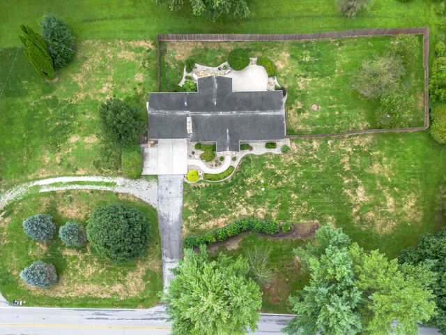 6902 W Hamilton Road, Fort Wayne, IN 46814