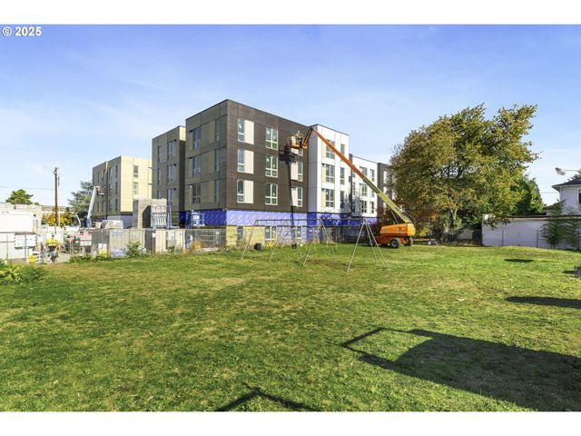 4822 N VANCOUVER Ave, Portland, OR 97217