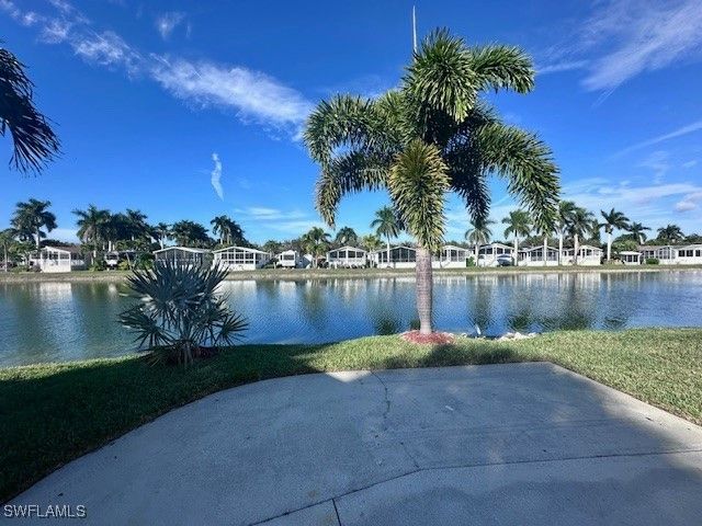 1099 Opal Lake PT, Naples, FL 34114