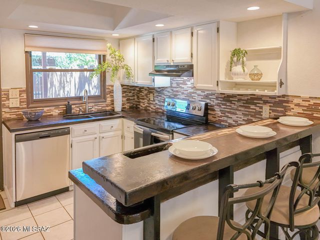 3087 N Sparkman Boulevard, Tucson, AZ 85716
