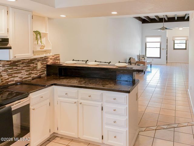 3087 N Sparkman Boulevard, Tucson, AZ 85716