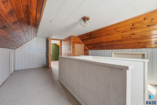 1632 Frederick Dr Drive, Sioux Falls, SD 57105