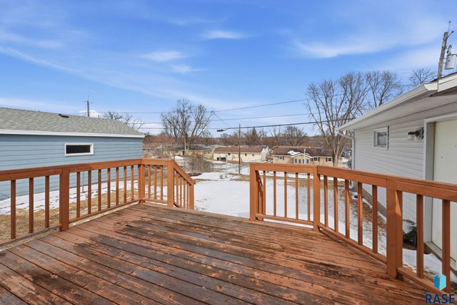 1632 Frederick Dr Drive, Sioux Falls, SD 57105