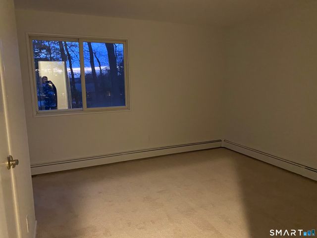 61 Kenilworth Drive West, Stamford, CT 06902