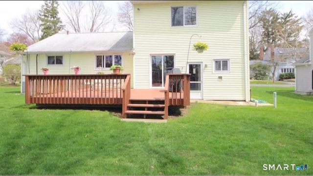 61 Kenilworth Drive West, Stamford, CT 06902