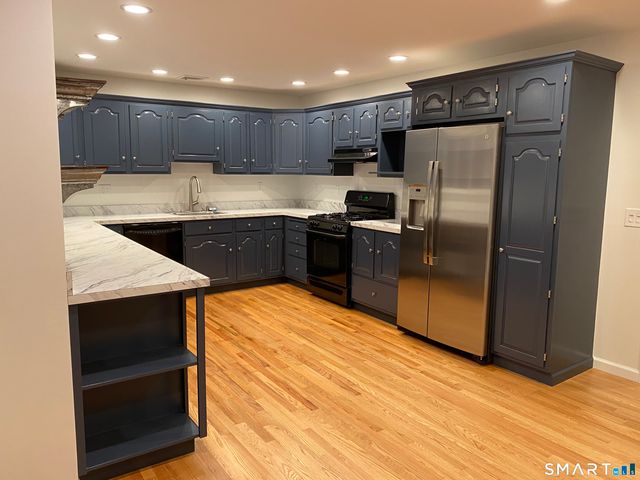 61 Kenilworth Drive West, Stamford, CT 06902