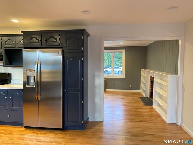 61 Kenilworth Drive West, Stamford, CT 06902