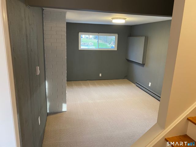 61 Kenilworth Drive West, Stamford, CT 06902