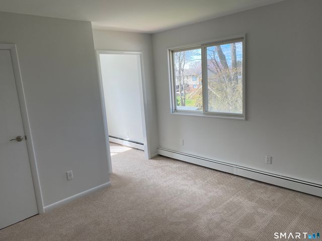 61 Kenilworth Drive West, Stamford, CT 06902