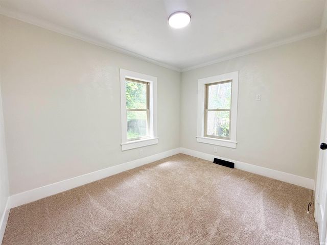 56201 Mayflower Road, South Bend, IN 46619