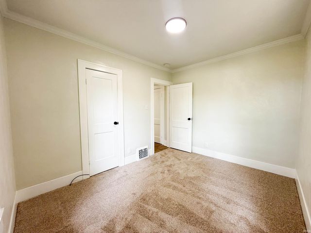 56201 Mayflower Road, South Bend, IN 46619