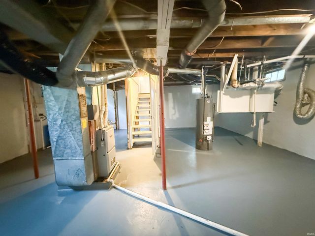 56201 Mayflower Road, South Bend, IN 46619