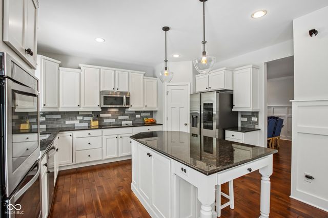 13499 Dorster Street, Fishers, IN 46037