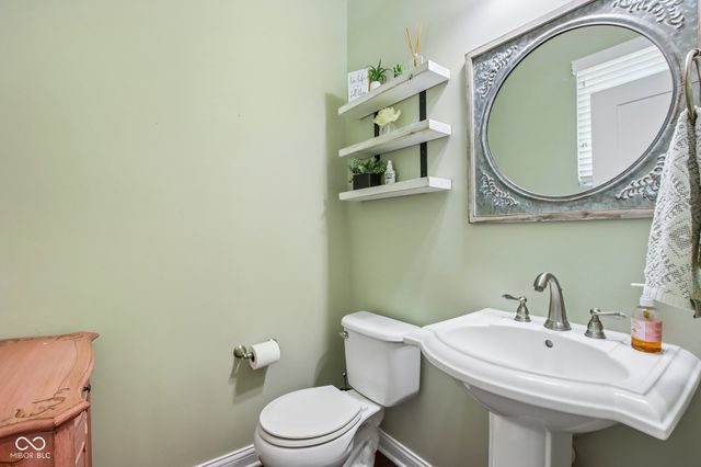 13499 Dorster Street, Fishers, IN 46037