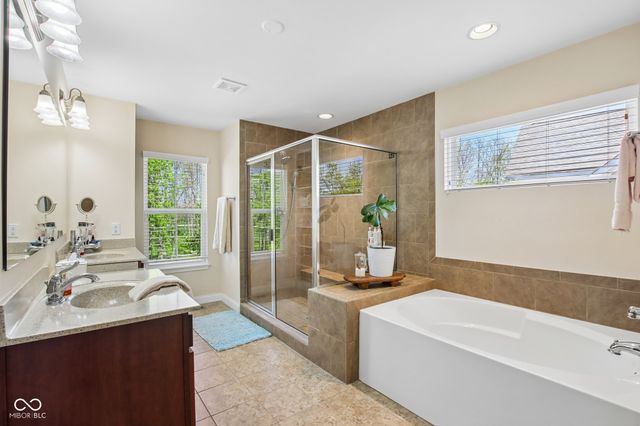 13499 Dorster Street, Fishers, IN 46037