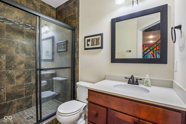 13499 Dorster Street, Fishers, IN 46037