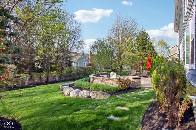 13499 Dorster Street, Fishers, IN 46037