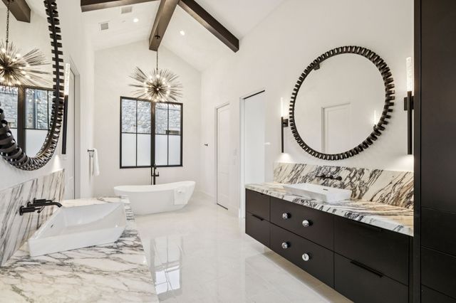 12 Cardona, Westlake, TX 76262