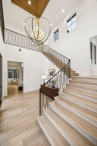 12 Cardona, Westlake, TX 76262