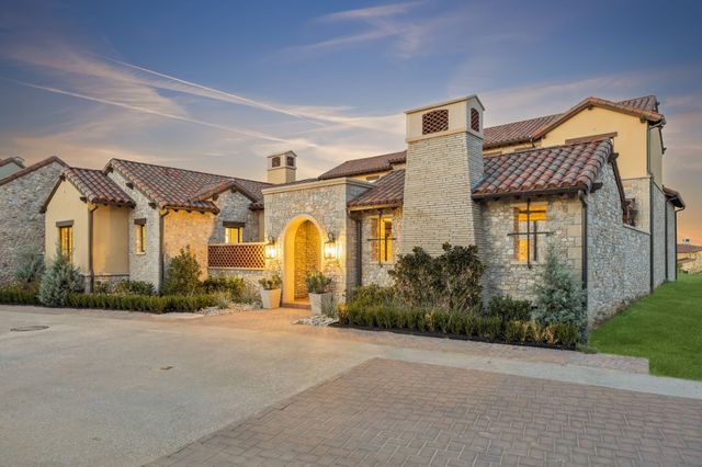 12 Cardona, Westlake, TX 76262