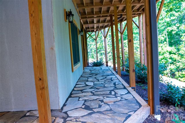 265 Grandview Peaks Drive, Nebo, NC 28761