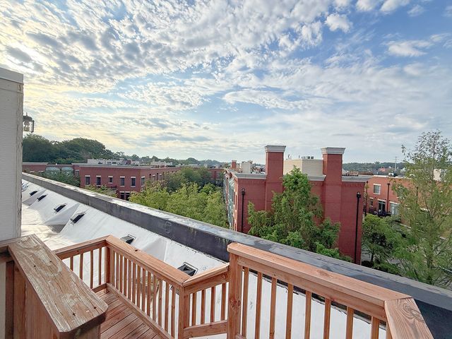 209 Prairie Street 209, Elgin, IL 60120