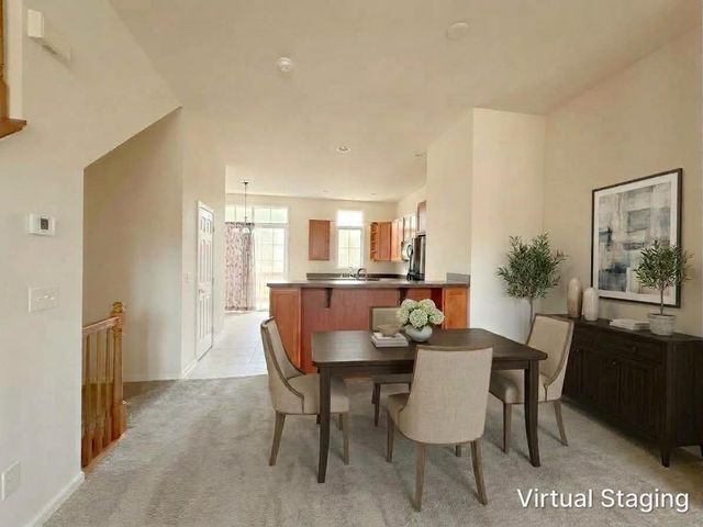 209 Prairie Street 209, Elgin, IL 60120