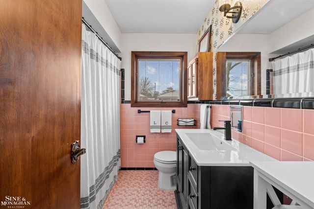 26118 San Rosa Drive, Saint Clair Shores, MI 48081