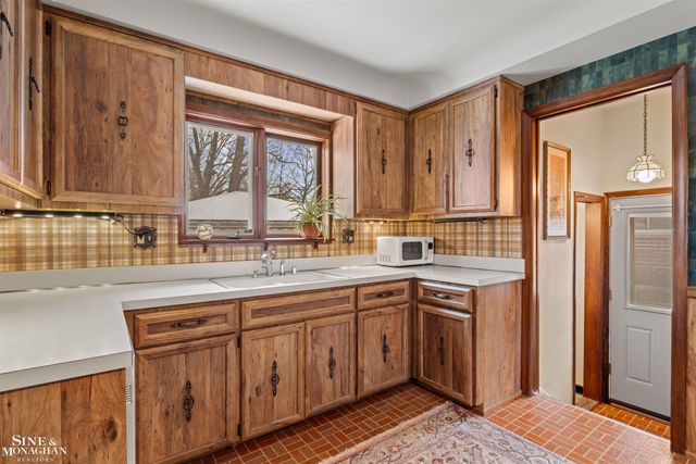 26118 San Rosa Drive, Saint Clair Shores, MI 48081