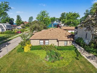 51 Pine Street, South Haven City, MI 49090