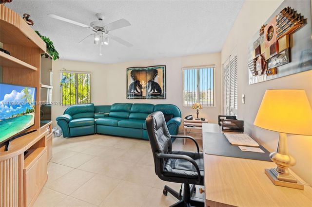 7780 Trent Dr 307, Tamarac, FL 33321