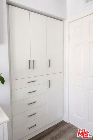 800 Glenway Drive 113, Inglewood, CA 90302