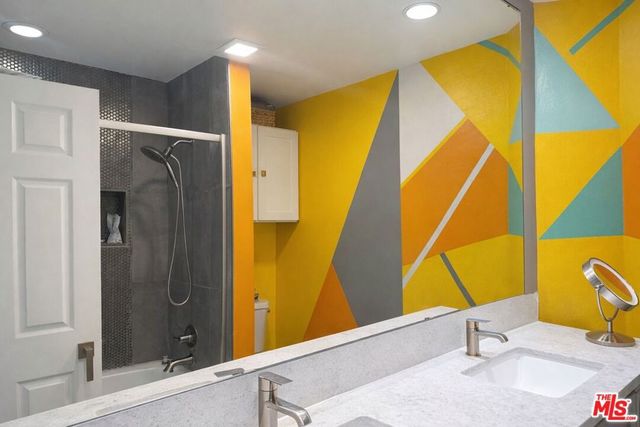 800 Glenway Drive 113, Inglewood, CA 90302