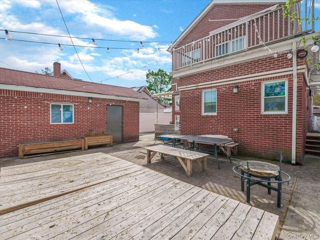 252-15 82nd Avenue, Bellerose, NY 11426