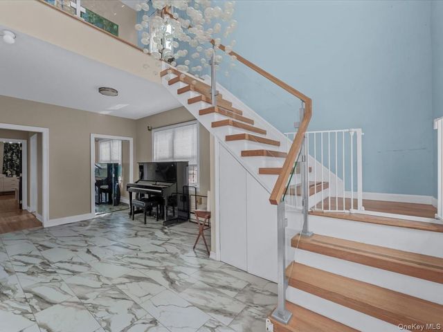 252-15 82nd Avenue, Bellerose, NY 11426