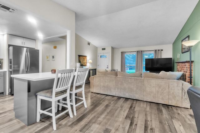 5231 Saint Moritz Ct, Sacramento, CA 95842