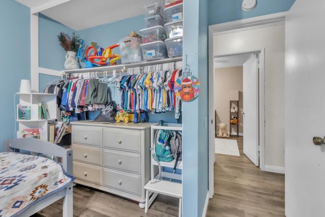 5231 Saint Moritz Ct, Sacramento, CA 95842