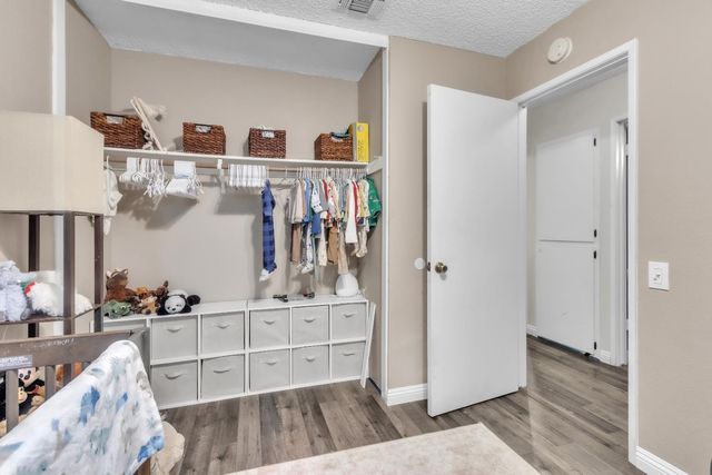 5231 Saint Moritz Ct, Sacramento, CA 95842