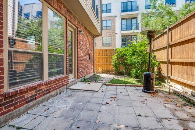 909 City Side Lane, Dallas, TX 75201