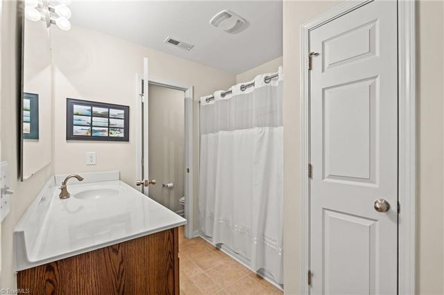 3057 Renaissance Parkway, Jamestown, NC 27282