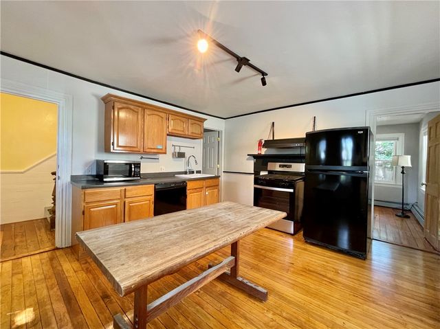 42 East Transit Street, Providence, RI 02906