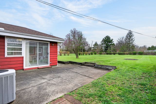 102 W Elaine Circle, Prospect Heights, IL 60070