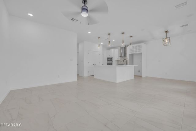 1039 Sidonia Place, Socorro, TX 79927