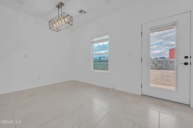 1039 Sidonia Place, Socorro, TX 79927