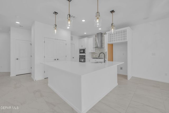 1039 Sidonia Place, Socorro, TX 79927